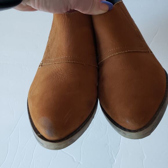 Steve Madden Auckland Western Style Leather Ankle Boots Size 7.5 - Picture 2 of 10